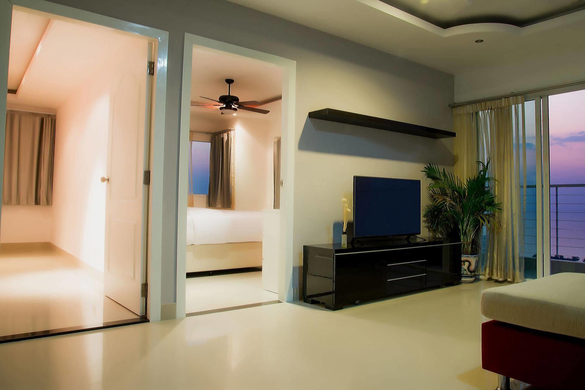 Ferienwohnung Ariva Royal Hill Pattaya Exterior foto